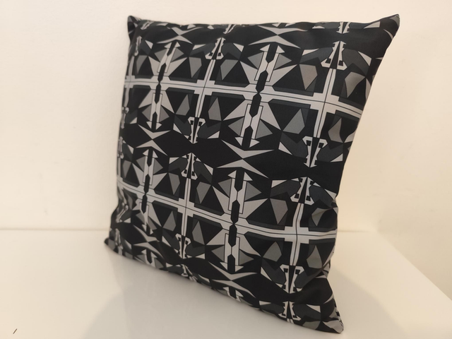 Coussin noir (35cmx35cm)