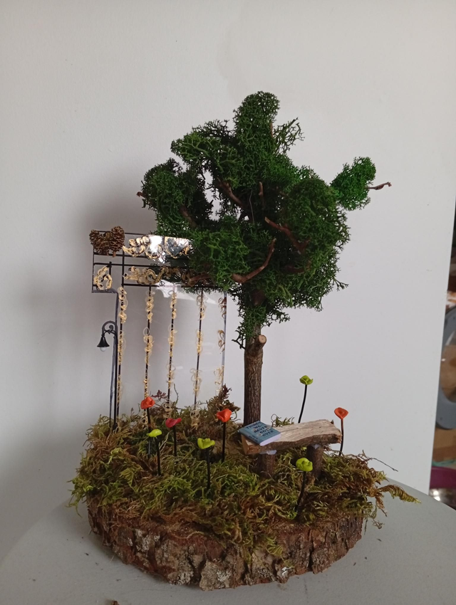 a.Mini arbre &amp; sa place Stanislas 18 cm