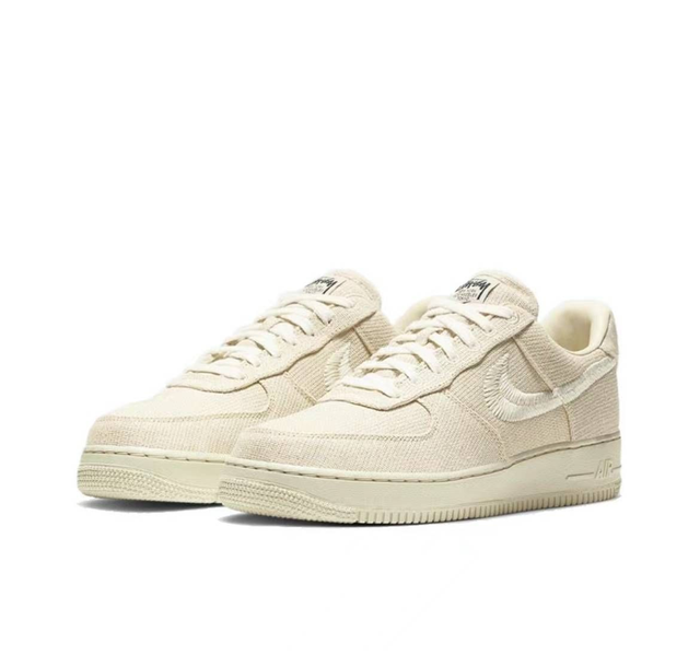 Nike Air Force 1 (Vendu sans la boîte )