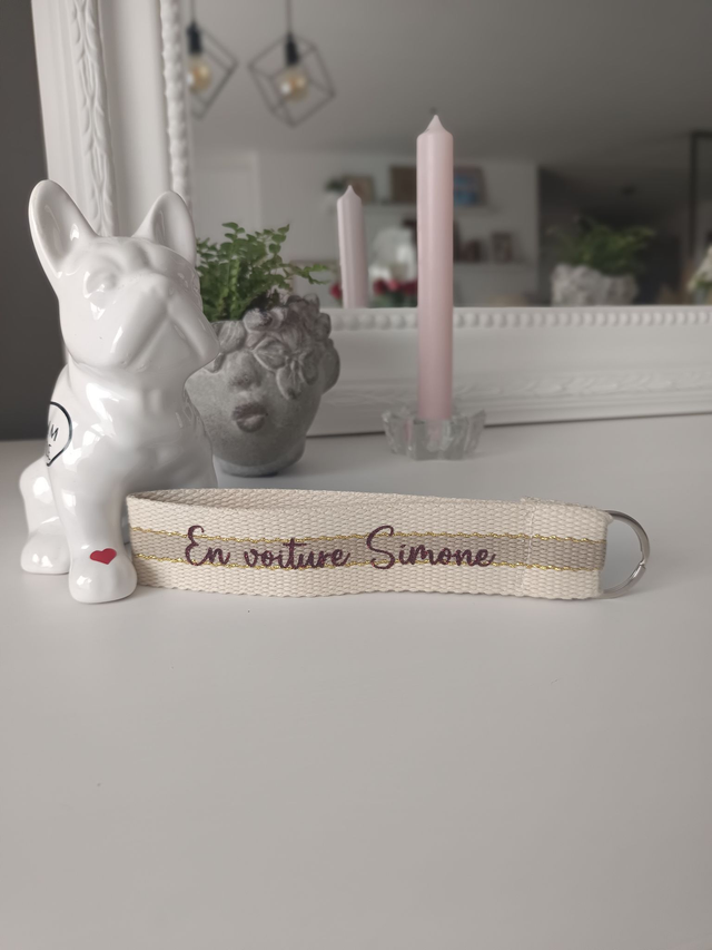 Porte-Clés dragonne  "En voiture Simone"