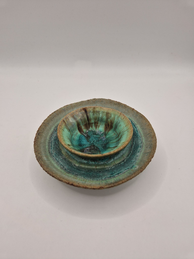 Tea light holder