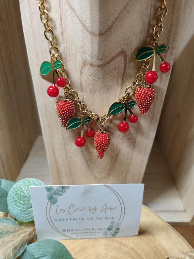 COLLIER BIG BRELOQUES FRAISE/CERISE/ ACIER INOXY GOLD 0001144