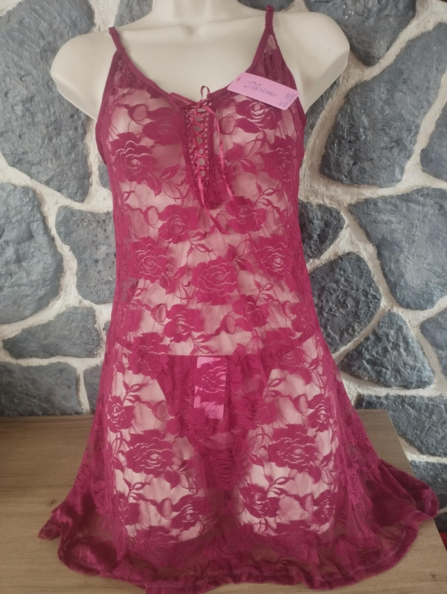 Nuisette fushia L/XL et son string