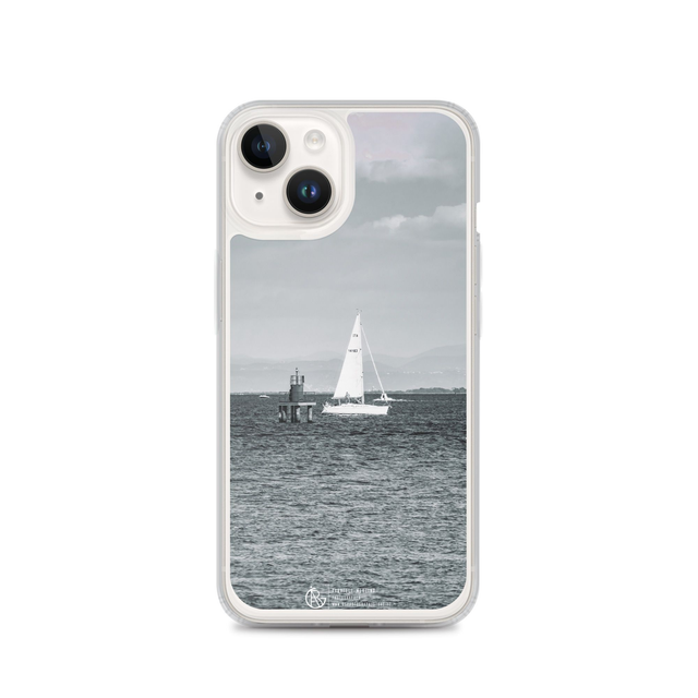 Cover iPhone in silicone boat dreams