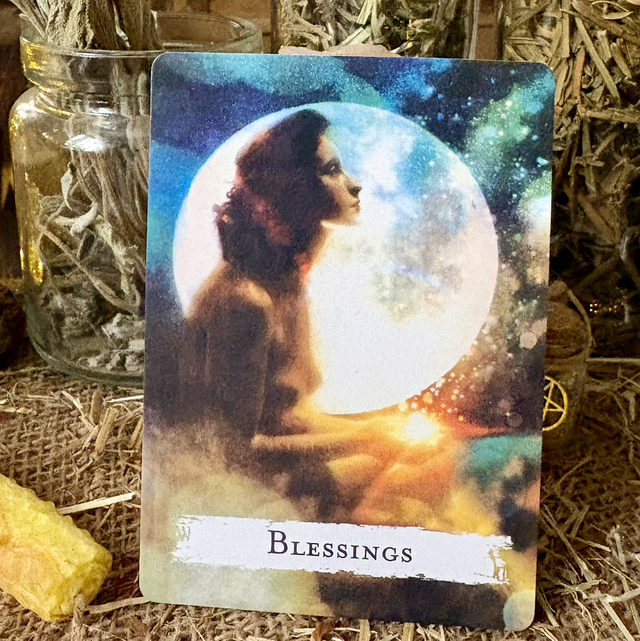 Magpie Oracle – Empowerment | 40 Curated Oracle Cards | Unique Intuitive Deck with Digital Guidebook