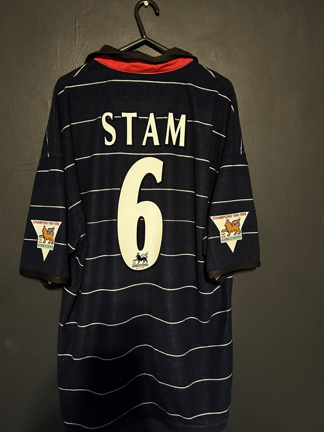(L) Manchester United 1999-00 Away / STAM 6