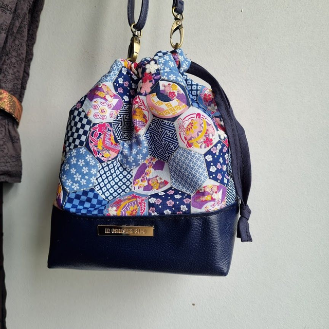 Baluchon "Yosetsu" & simili cuir bleu marine