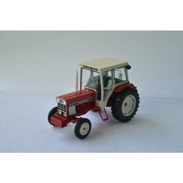 TRACTEUR MINIATURE IH 844 SB REPLICAGRI 1/32

105