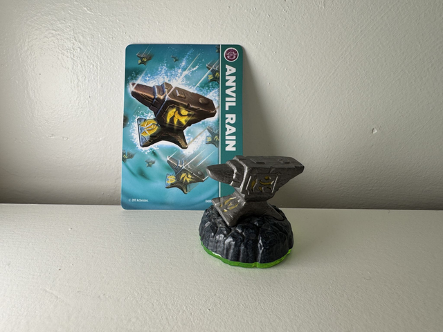 Anvil Rain - Item - Skylanders - Spyro's Adventure
