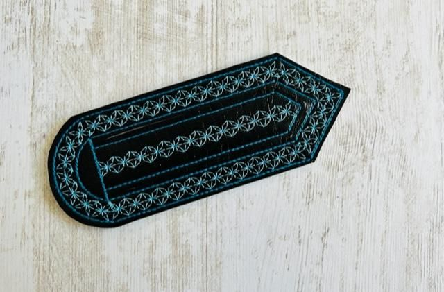 Marque-page "aide à la lecture" simili-cuir, format moyen