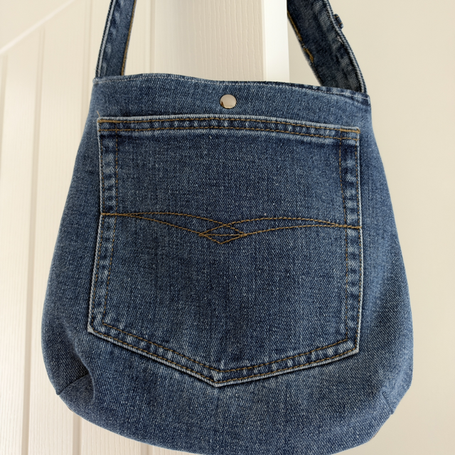 Roxie relaxed shoulder bag