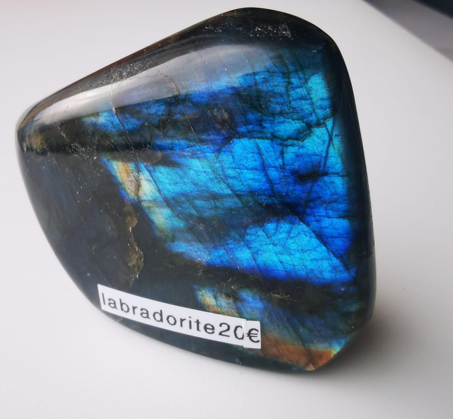 Labradorite forme libre