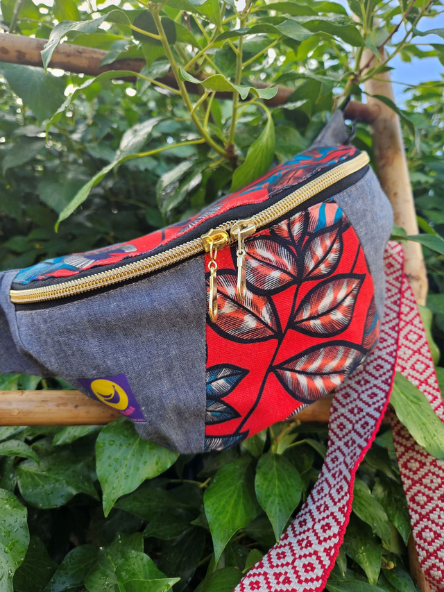 Banane Denim clair et Rainbow tree rouge - Taille S
