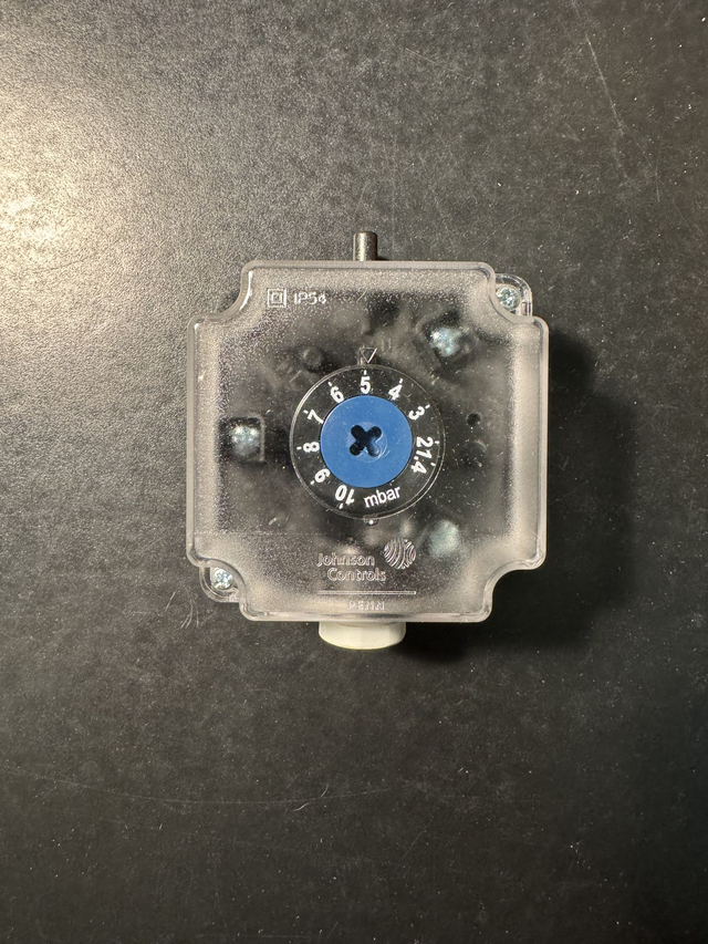 Johnson Controls P233A-10-AAC