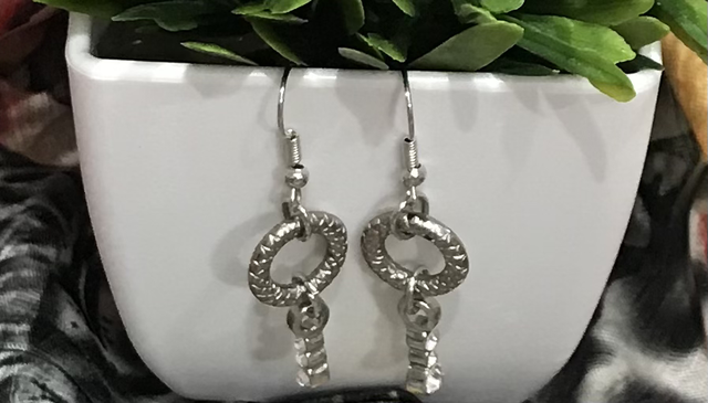 Silver Dangling Earrings- SDE129