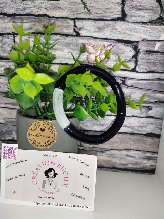 Bracelet perles incurvé 