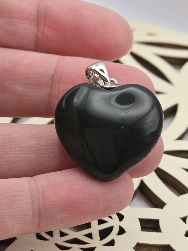 Pendentif Obsidienne forme coeur 