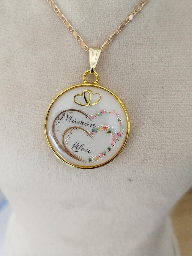 Médaillon mère fille souvenirs