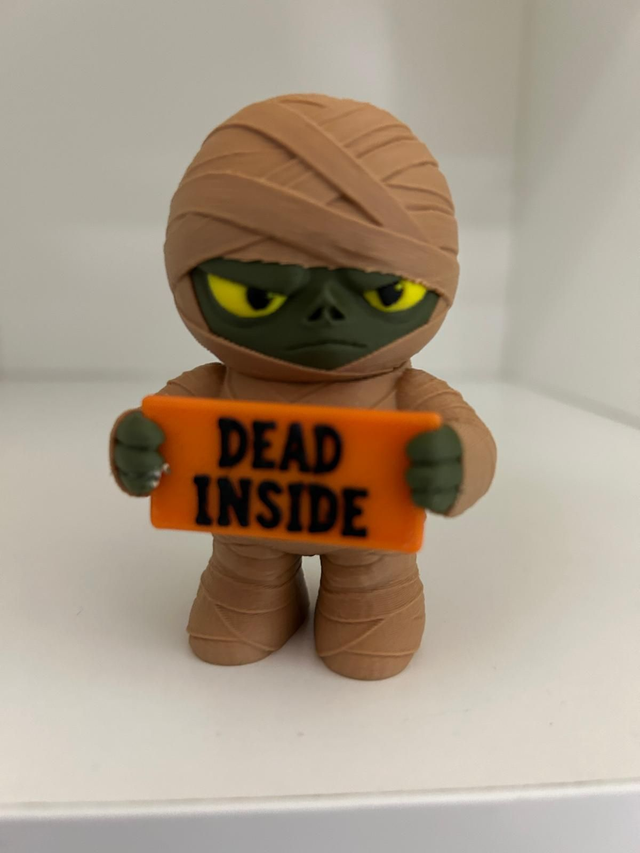 Animals With Attitude - Mummy