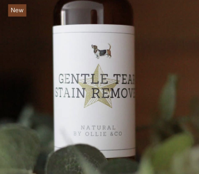 Gentle tear stains remover for dog