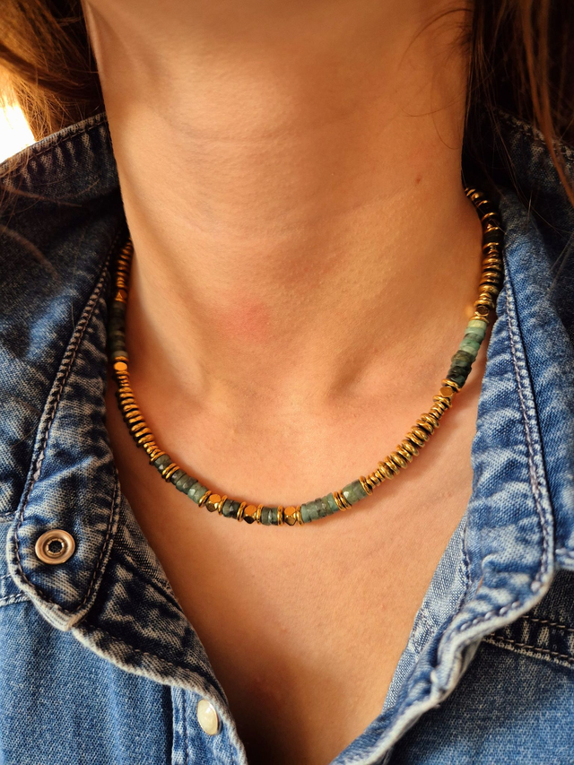 Collier INES