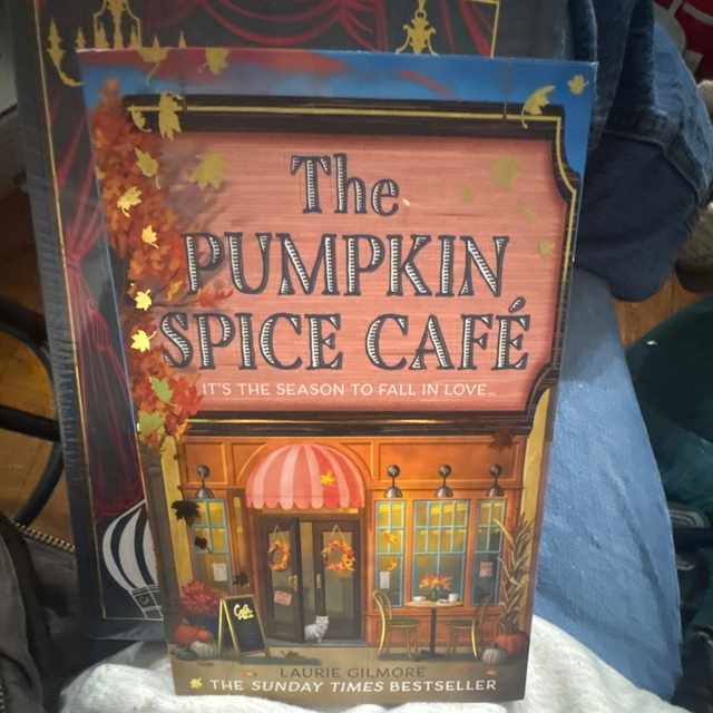 The pumpkin spice cafe 