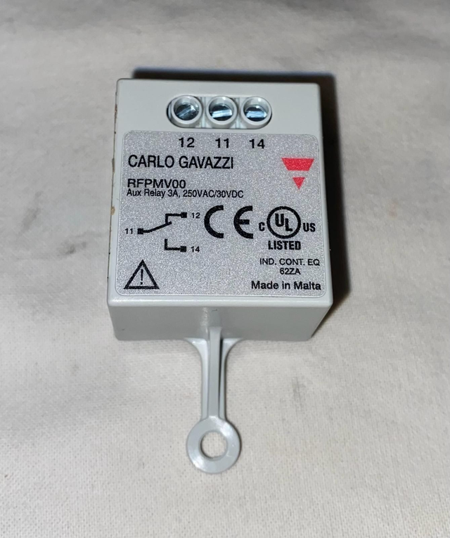 Pehmokäynnistimen apukosketin RFPMV10