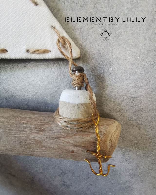 Navire en bois flotté