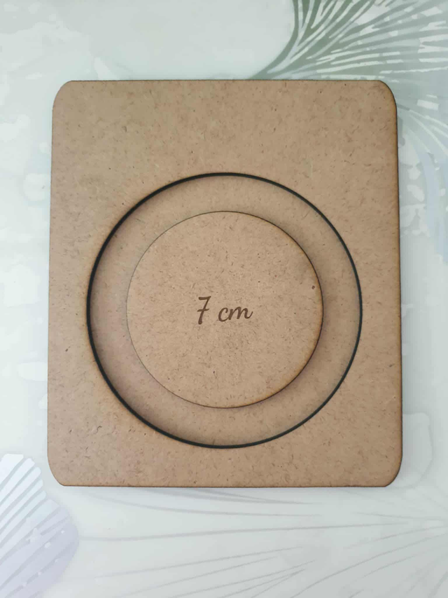 Planche gabarit attache tétine