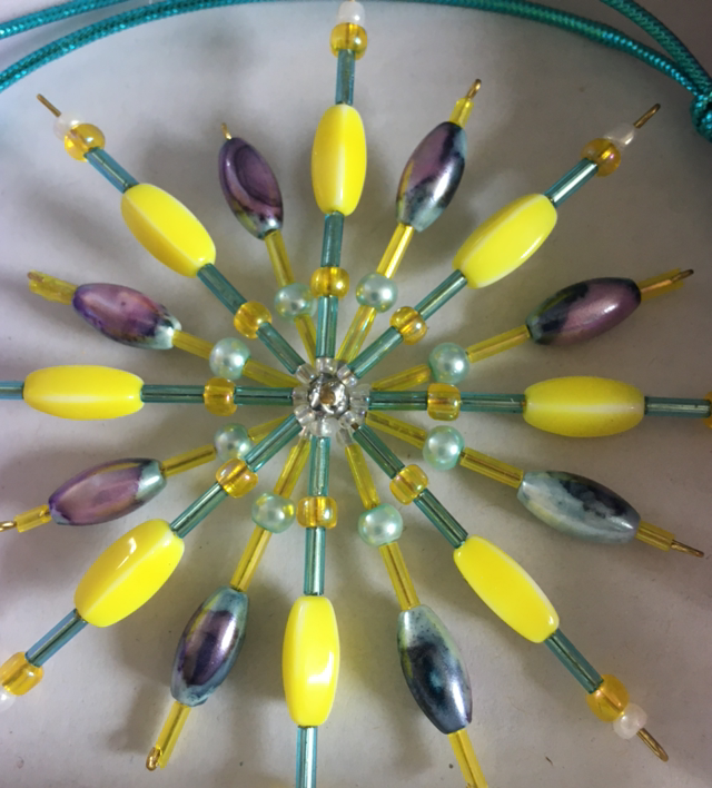 Snowflake Small - Yellow/Purple