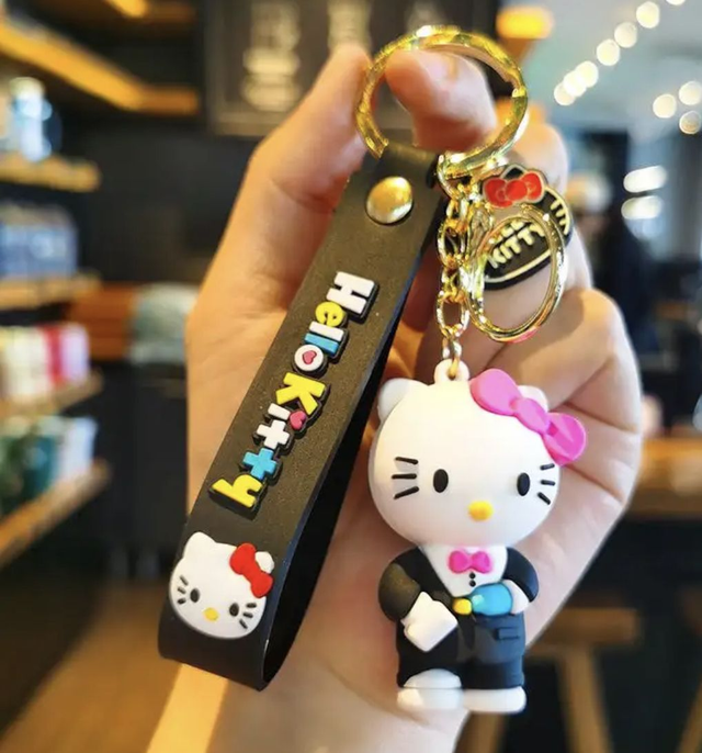 0179 - Hello Kitty - Hello Kitty in smoking