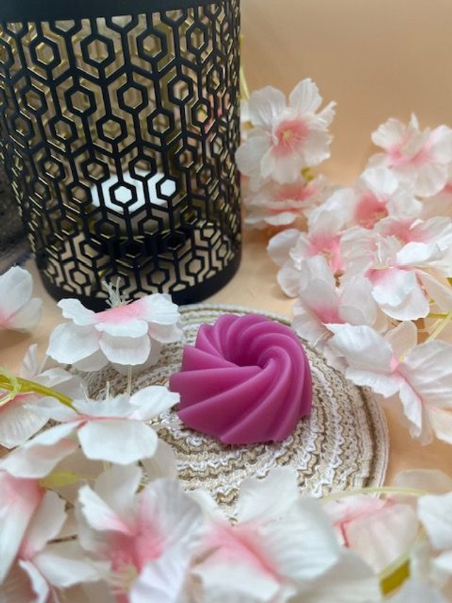 Fondant parfumé Macaron framboise et violette - 18 grammes