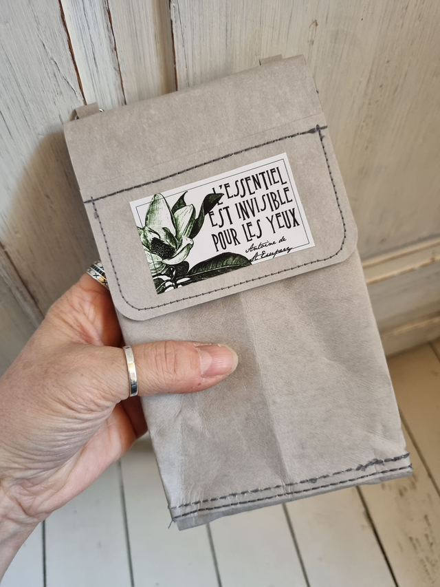 Pochette portable gris perle