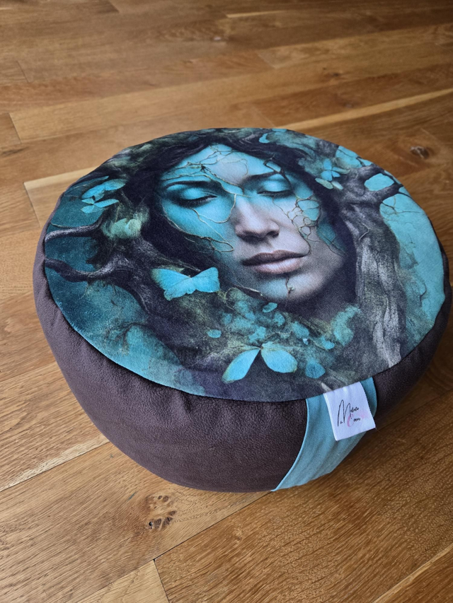 Zafu sacré, coussin de méditation Femme arbre