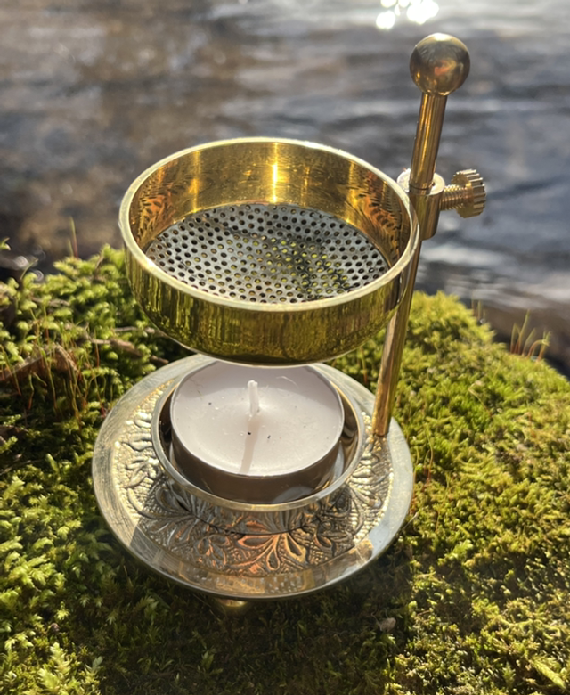 Brûle encens en laiton « douceur »