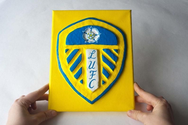 Craft Kit Make Your Own Leeds Crest 3D Picture
