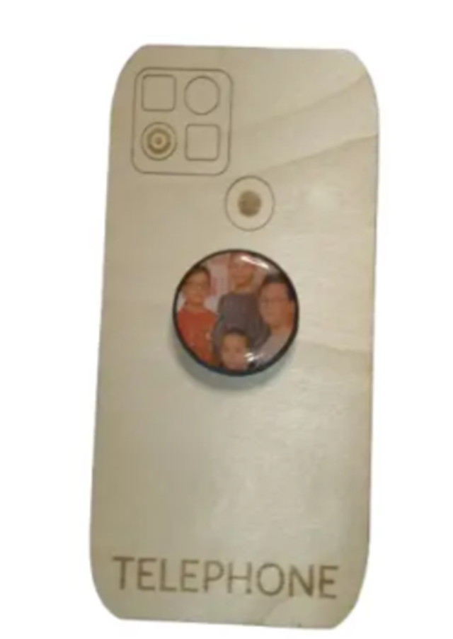 Tient-téléphone personnalisé – Accessoire pratique et unique (1)