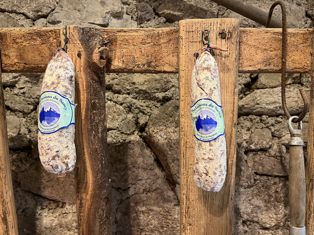 Saucisson aux Myrtilles Production artisanale