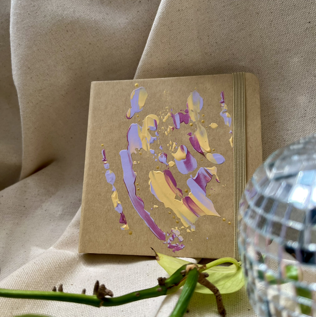 2025 |  Hardcover 12 x 12 | 04
