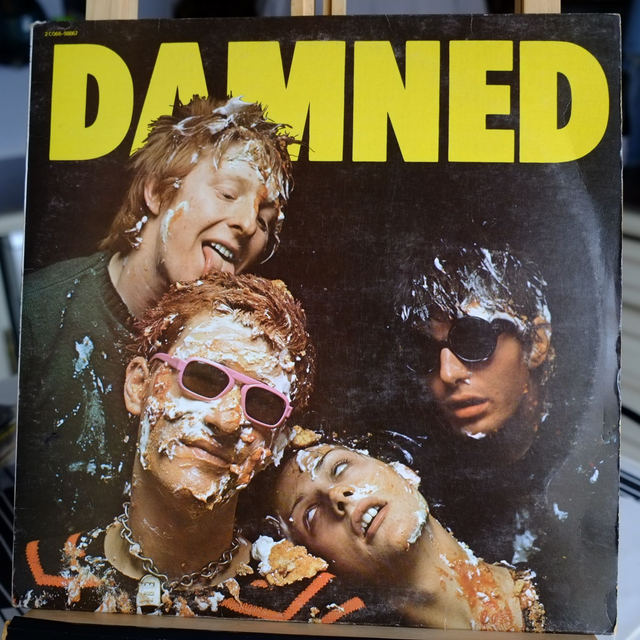 DAMNED - Damned,damned,damned