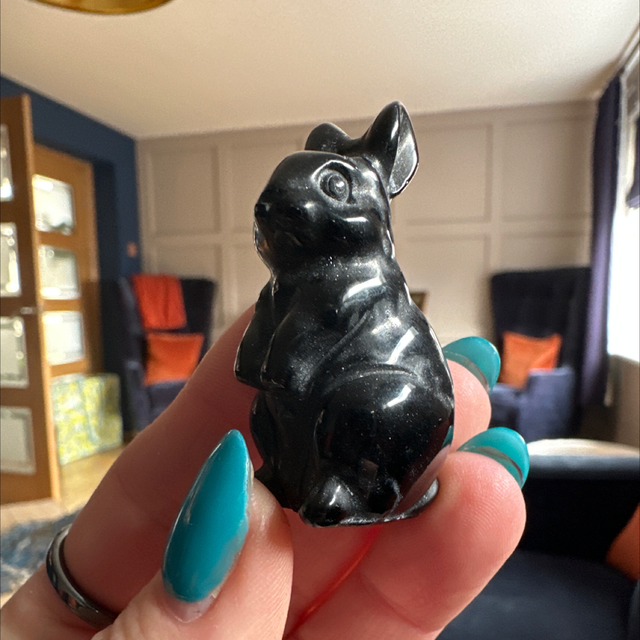 Black Obsidian Standing Bunny 