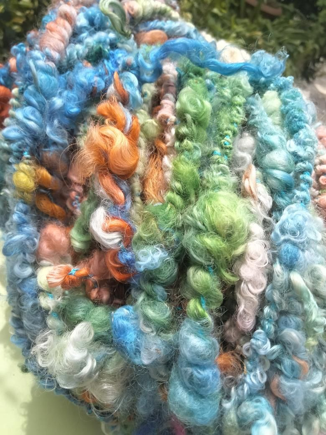 Laine d'art filée main FM0044