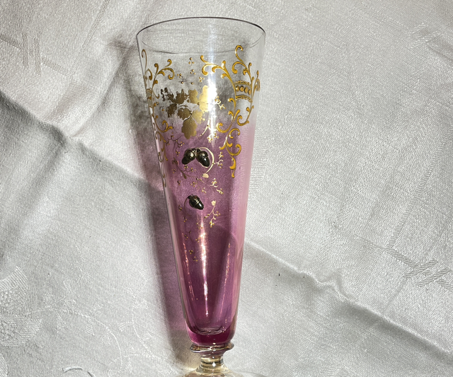 Jugendstil rosé Glas von Moser 