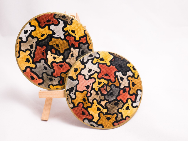 MISIE magnes, kształt koła, ręcznie malowany, akwarela