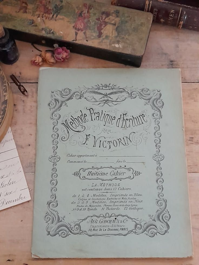 Cahier ancien d’écriture et de morale