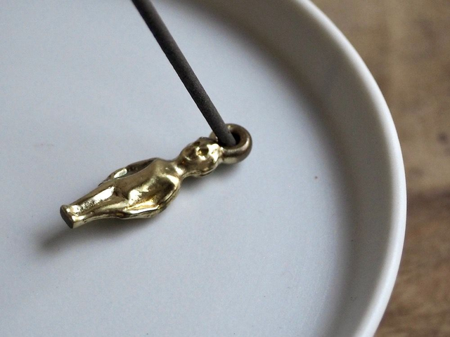 Brass Feve Incense Holder with silk string for a necklace (Kaori to Kioku x tmh.) 