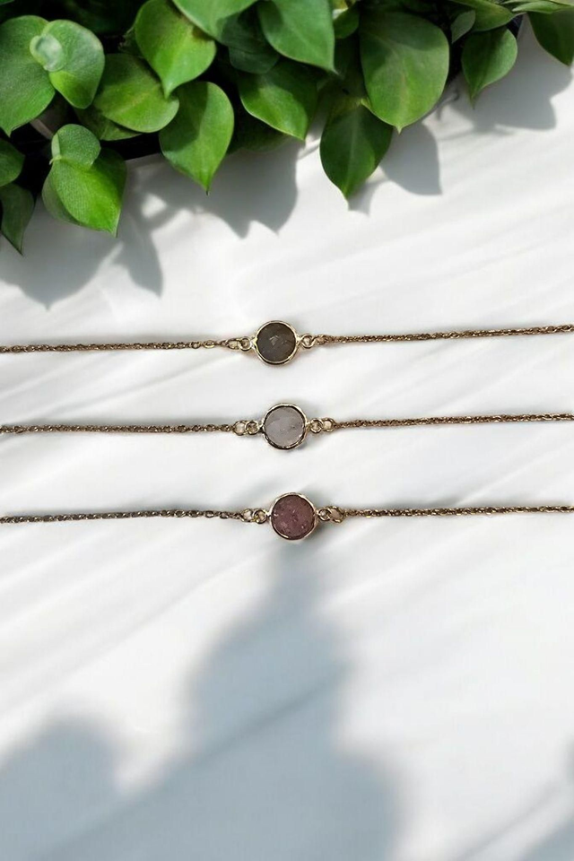 Bracelets en quartz, pierre de lune et labradorite 