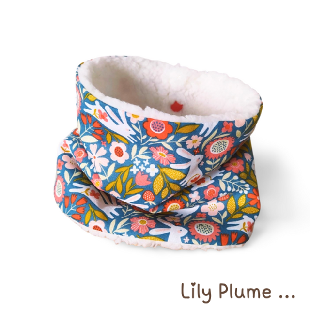 Col cache-cou premier âge lapins