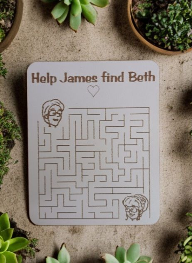 Personalised Maze puzzle Wedding favour