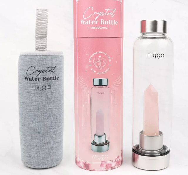 Bouteille d'eau en verre de cristal de quartz rose